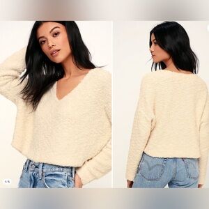 Free People Cream Off-the-Shoulder V‑Neck Sweater size xs